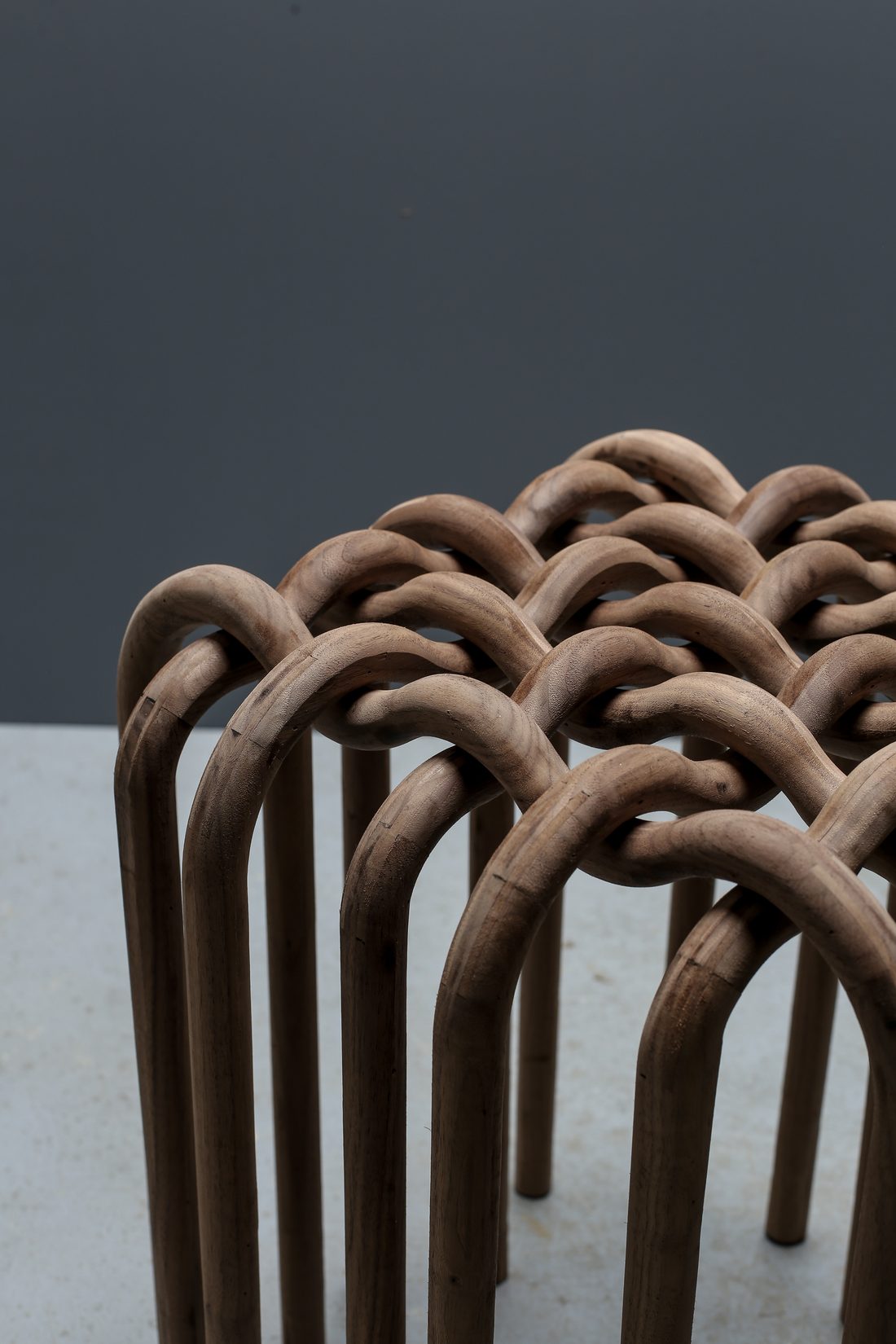 Curvy stool 3